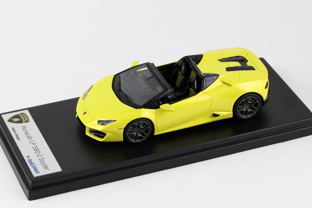 LOOKSMART LS464A Lamborghini Huracan LP580-2 RWD Spider Giallo Tenerife