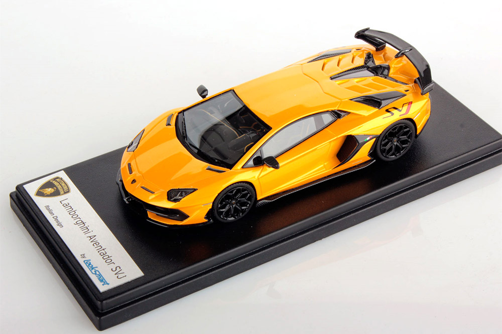ルックスマート ls489e ランボルギーニ アヴェンタドール svj new giallo