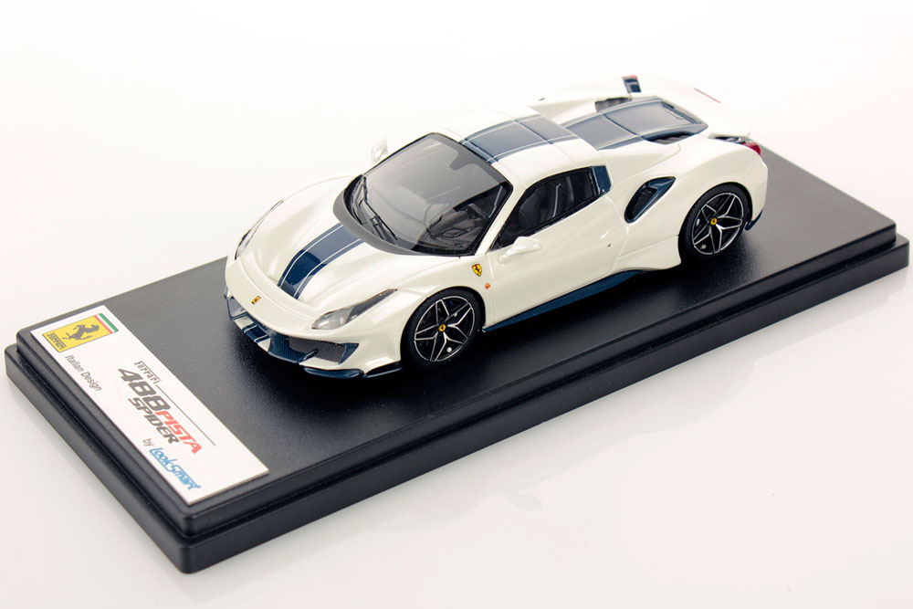 LOOKSMART LS496HTA Ferrari 488 Pista Spider (roof closed) Bianco Italia / Blu Nart Livery