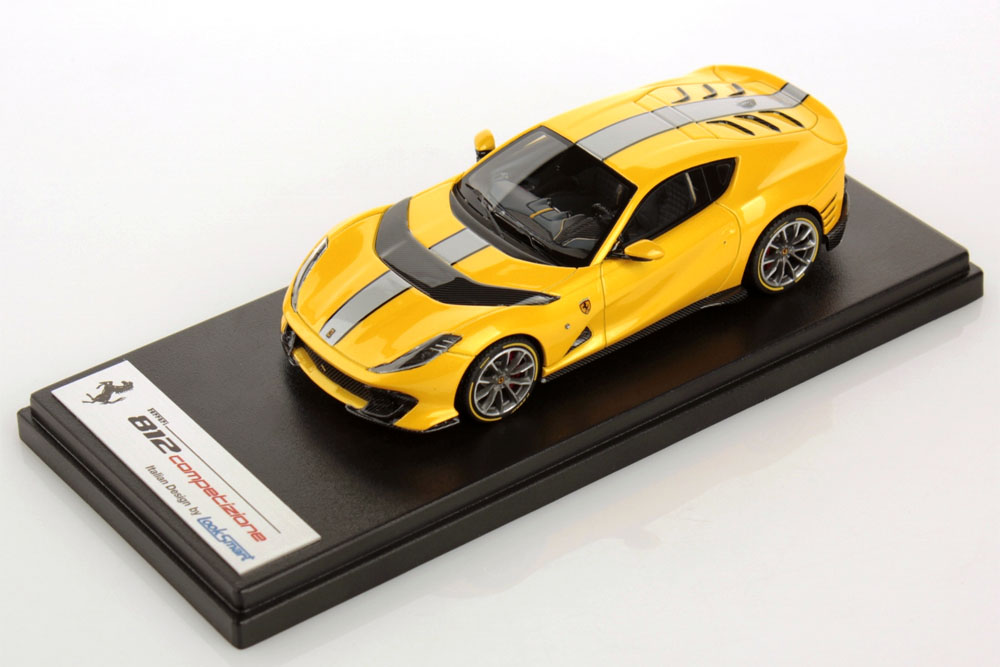 LOOKSMART LS530F 1/43 Ferrari 812 Competizione Giallo Tristrato / Grey stripe