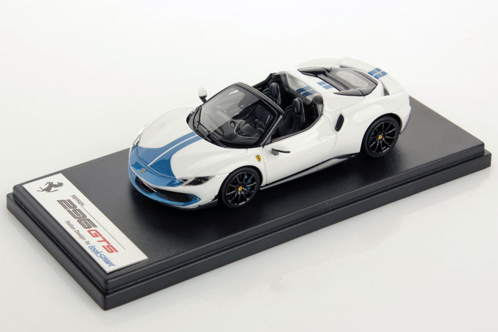 LOOKSMART LS538D 1/43 Ferrari 296GTS Bianco Cervino /Assetto Fiorano (Blu Corsa)