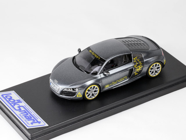 LOOKSMART LSR8 Audi R8 Silvretta Classic Met Grey Matt Limited 99Pcs