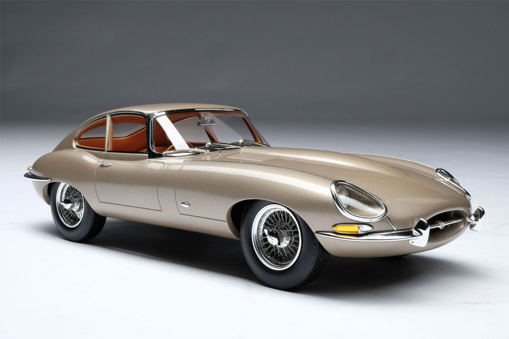 【お取り寄せ商品】 Amalgam M6008 1/18 Jaguar E-Typr Coupe