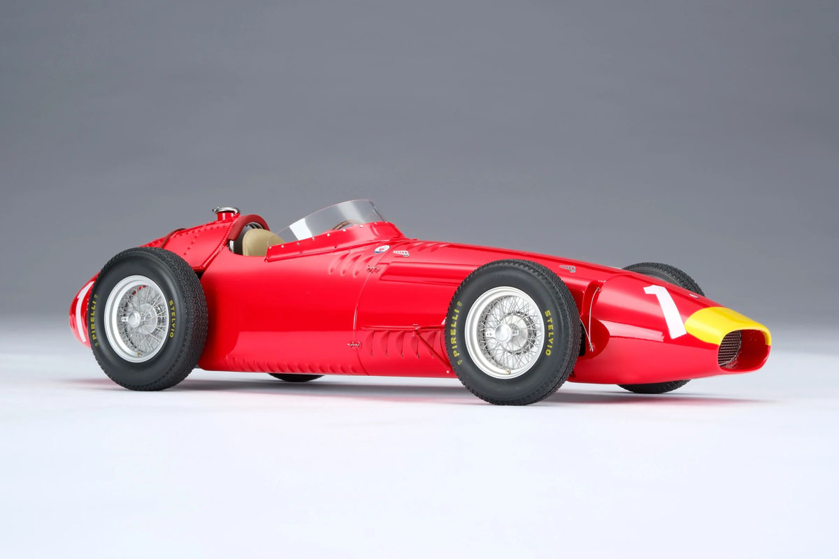 ** 予約商品 ** Amalgam M6304 1/18 Maserati 250F 1957 German GP - J.M.Fangio