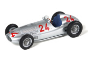 【お取り寄せ商品】 CMC M074 1/18 Mercedes Benz W165 #24 1939