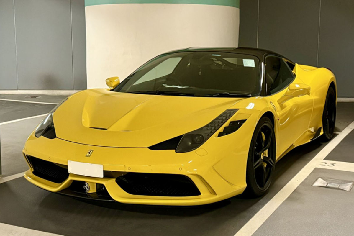 ** 予約商品 ** BBR P18068Y1 1/18 Ferrari 458 Speciale Giallo Modena / Black roof Limited 48pcs （ケース付）