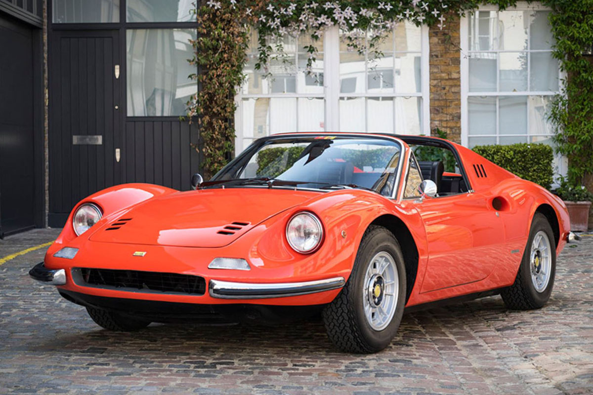 ** 予約商品 ** BBR P18152B2 1/18 Ferrari Dino 246 GTS 1972 Rosso Dino - Black interior （ケース付）