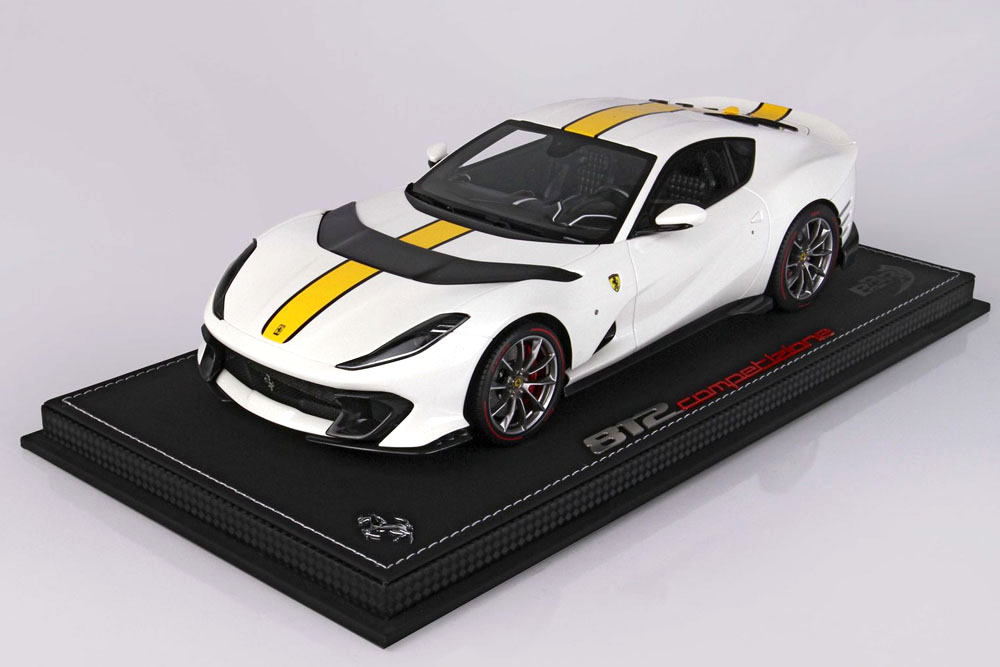 BBR P18207E1V 1/18 Ferrari 812 Competizione Bianco Italia / Yellow Strip Limited 48pcs （ケース付）