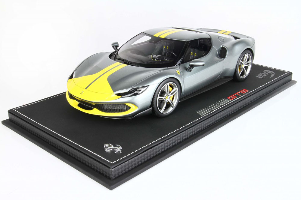 【お取り寄せ商品】 BBR P18211AV 1/18 Ferrari 296GTB Assetto Fiorano Grigio Coburn / Yellow Stripe Limited 300pcs （ケース付）