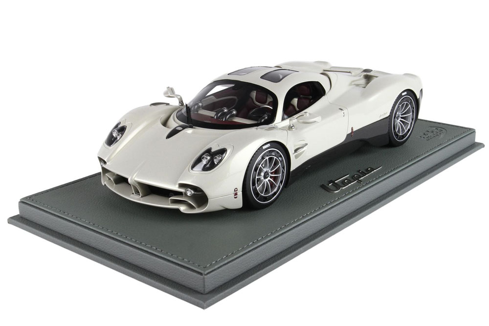 ** 予約商品 ** BBR P18223BV 1/18 Pagani Utopia Grey Rinascimento - OPT Carbon Fiber Limited 40pcs （ケース付）