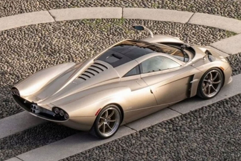 予約商品 ** BBR P18228DV 1/18 Pagani Huayra Codalunga