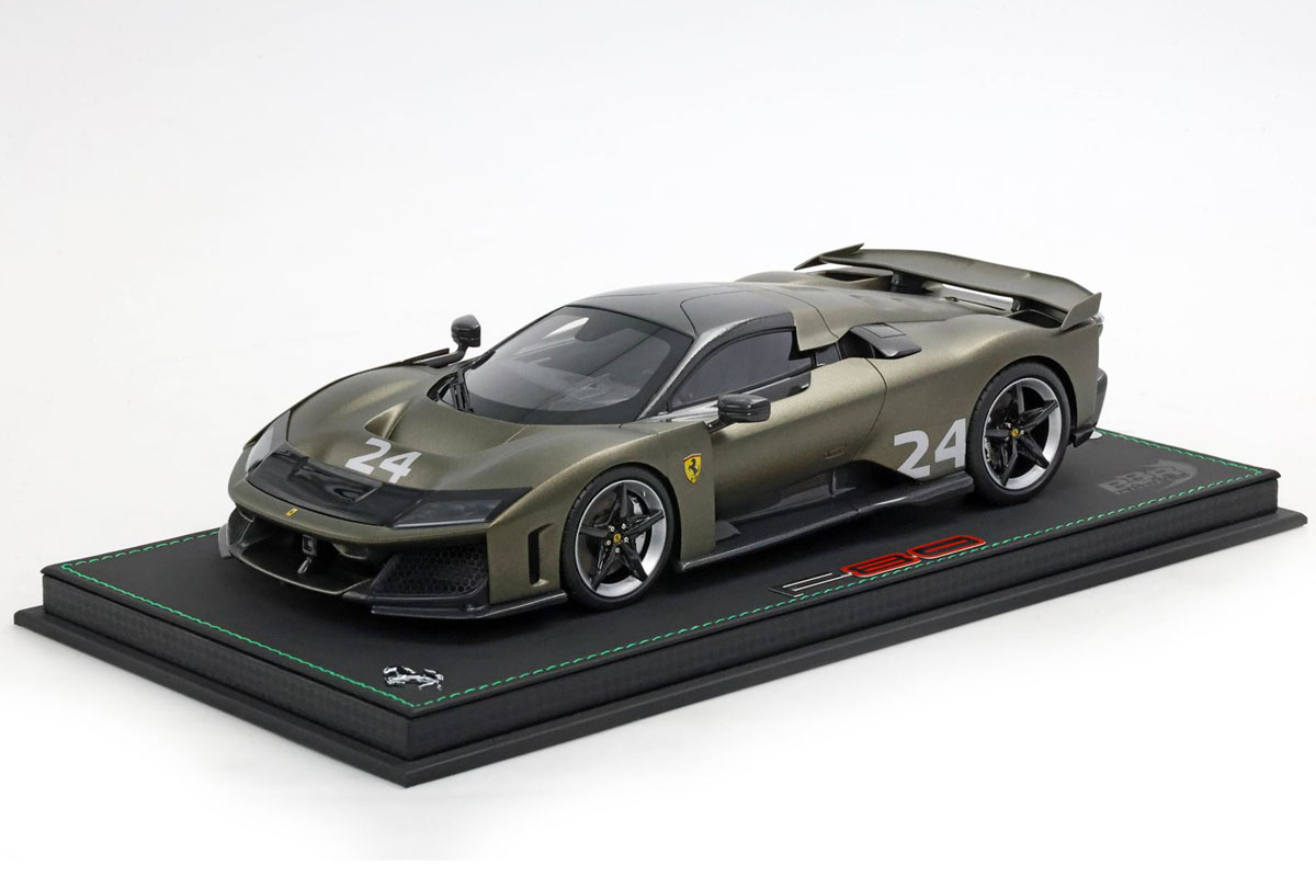 ** 予約商品 ** BBR P18253IV 1/18 Ferrari F80 Optional carbon Race n.24 Matt Verde Masoni - Bicolor Carbon/Silver wheels  Limited 24pcs（ケース付）