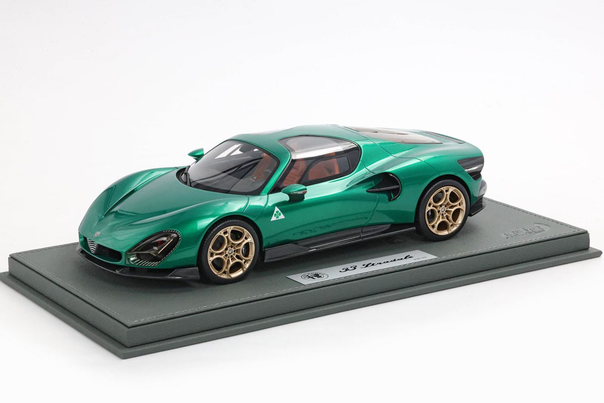 予約商品 ** BBR P18264DV 1/18 Alfa Romeo 33 Stradale Verde