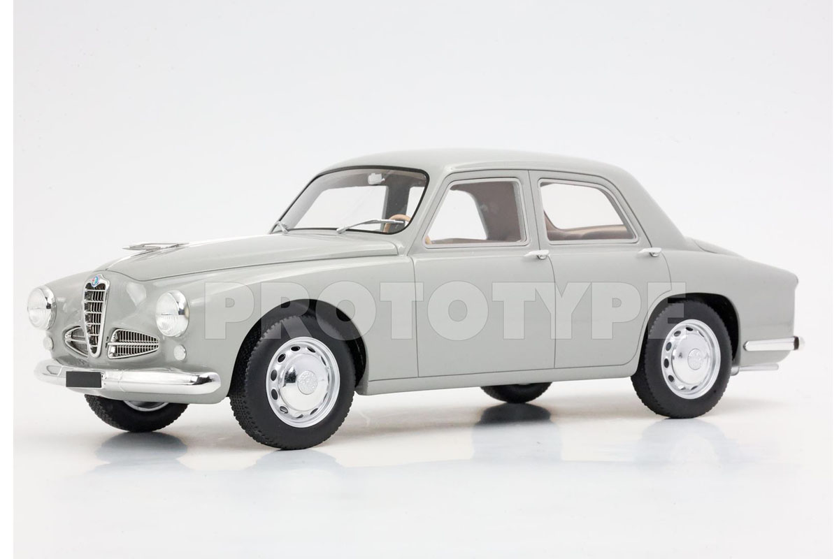 ** 予約商品 ** BBR RGM18003A 1/18 Alfa Romeo 1900 Grigio Alba