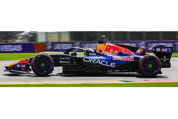 ** 予約商品 ** SPARK S9384 1/43 Oracle Red Bull Racing RB22 Australian GP 2026 No.3 M.Verstappen
