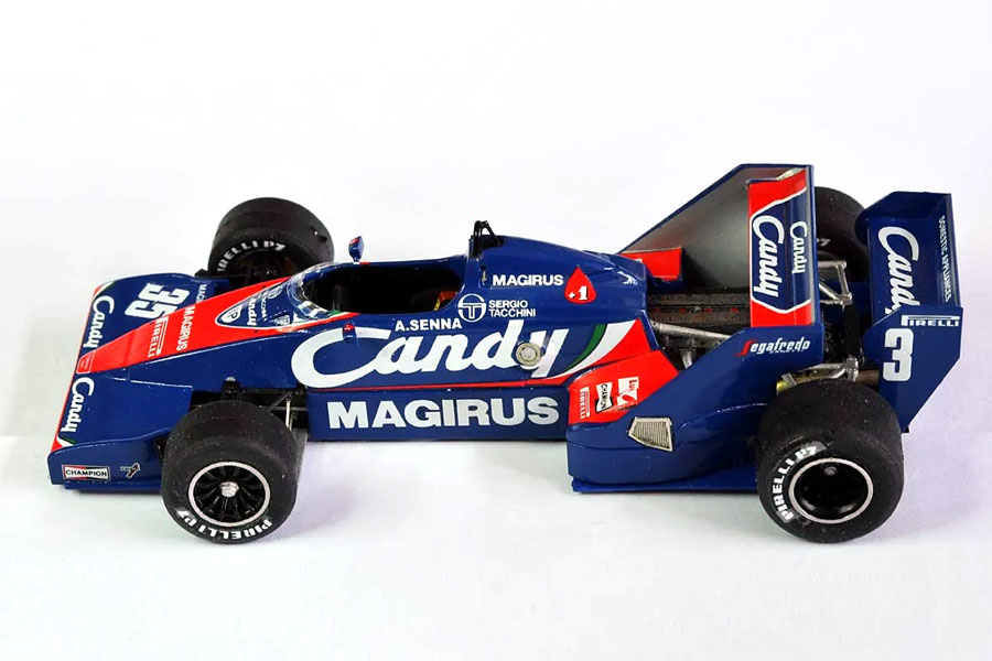 TAMEO kit SLK113 Toleman Hart TG183B Test Silverstone 1983 A.Senna