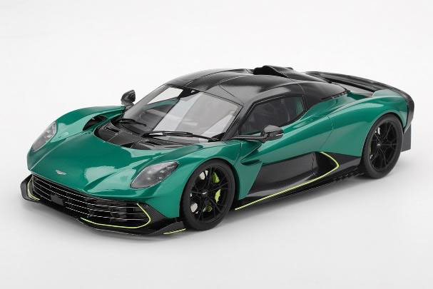 予約商品 ** TOP SPEED TS0710 1/18 Aston Martin Valhalla Podium