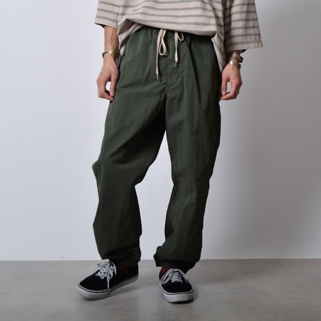 ナイロンパンツ　　MRnearly Hi-Lander ナイロンパンツ ネイビー M 2204 | 作業着・作業服・安全靴 通販