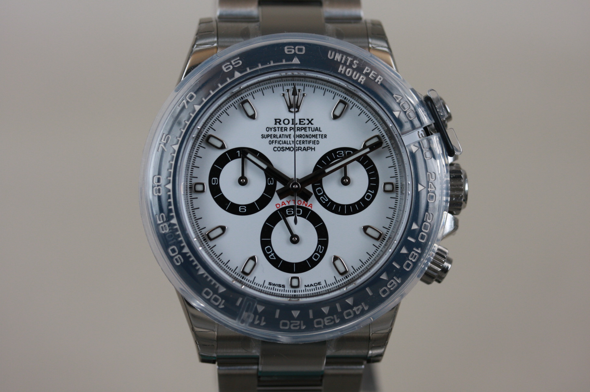 コスモグラフデイトナ　116500LN ランダム番　SOLD