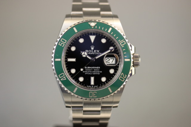 サブマリーナデイト　126610LV ランダム番　SOLD