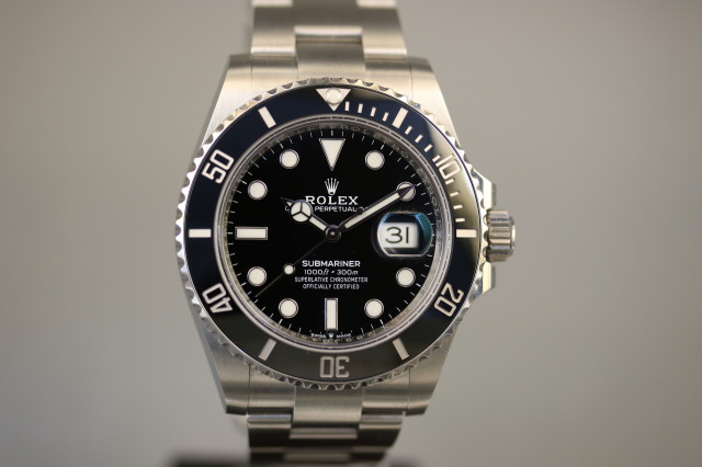 サブマリーナデイト　126610LN ランダム番