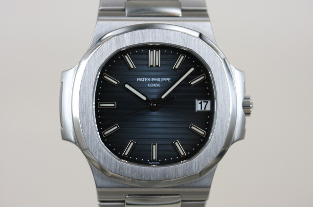 パテックフィリップ　ノーチラス　5800/1A-001　SOLD