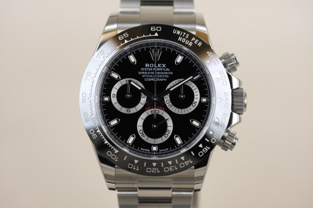 コスモグラフデイトナ 116500LN ランダム番　SOLD