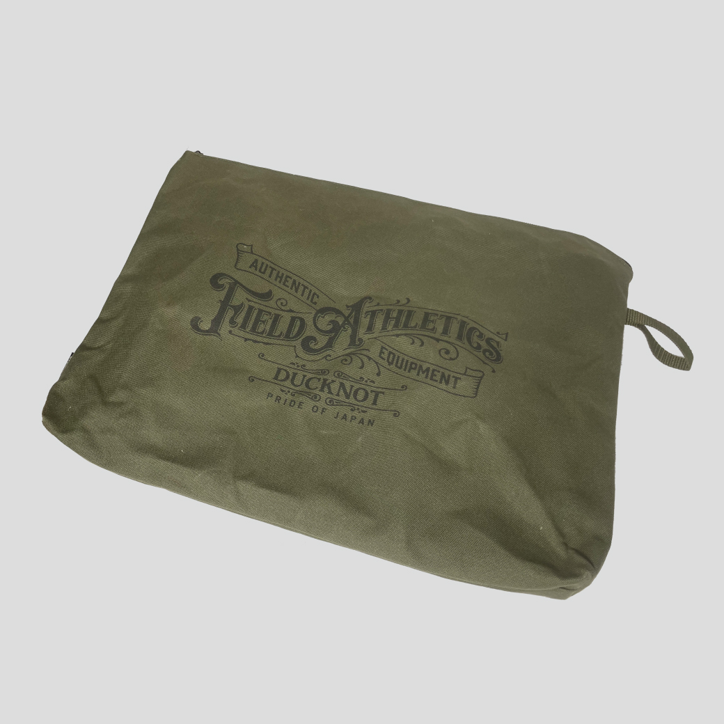 B4 パラフィンダックジッパーケース