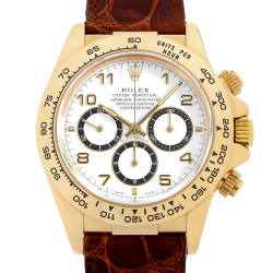 ウブロ 【HUBLOT】 クラシック フュージョン インテグレーテッド ブレスレット チタニウム 585.NX.897V.NX.1204 レディース パープル チタン 腕時計 時計 CLASSIC FUSION INTEGRATED BRACELET TITANIUM PURPLE TI ダイヤモンドベゼル【中古】 HUBLOT - ウブロ 【HUBLOT】 クラシック フュージョン インテグレー