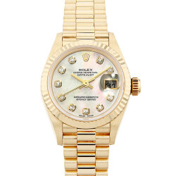 ハミルトンHAMILTON腕時計 60周年記念ベンチュラ 黒文字盤 フレックス（蛇腹ベルト