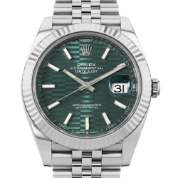 H1628 CHANEL（シャネル） J12 白セラミック 12Pダイヤ 新品 | 東京