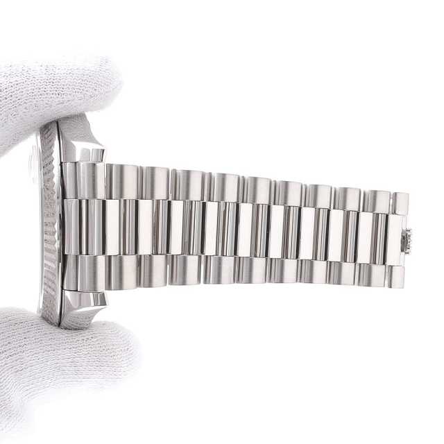 228239A シルバー ROLEX（ロレックス）デイデイト40 10Pバケットダイヤ