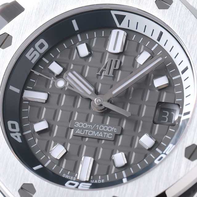 オーデマピゲ ロイヤルオーク 15720ST.OO.A009CA.01 メンズ 中古