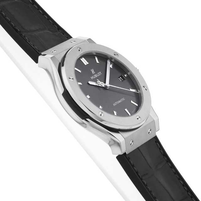 ウブロ クラシックフュージョン 511.NX.7071.LR メンズ 中古