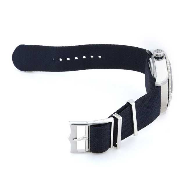チューダー ブラックベイ 79230B メンズ 中古