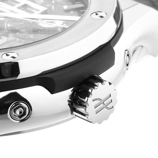 春新作の 547.NX.0170.LR HUBLOT（ウブロ）アエロ スケルトン 彫刻・オブジェ