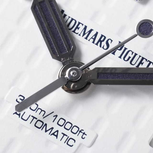 オーデマピゲ ロイヤルオーク 15710ST.OO.A010CA.01 メンズ 中古