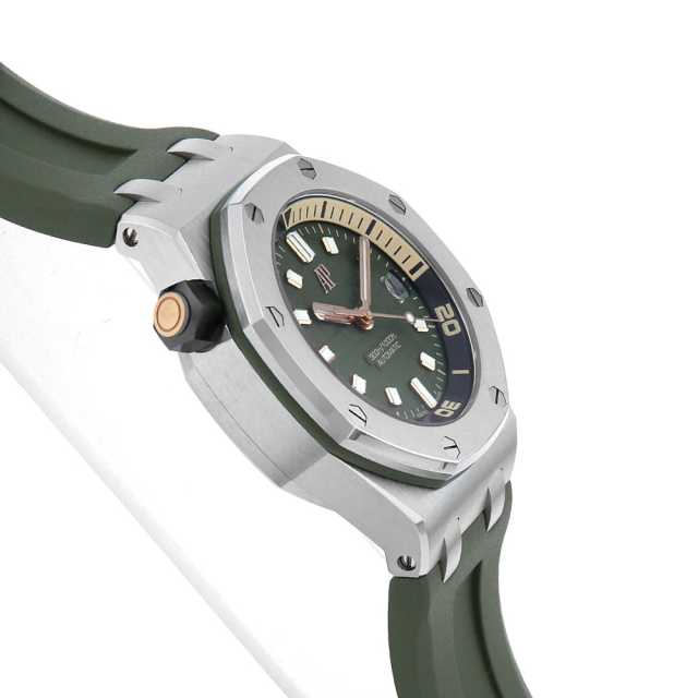 オーデマピゲ ロイヤルオーク 15720ST.OO.A052CA.01 メンズ 中古