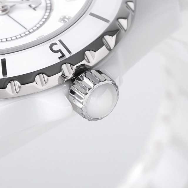 H1628 ホワイト CHANEL（シャネル）J12 白セラミック 中古