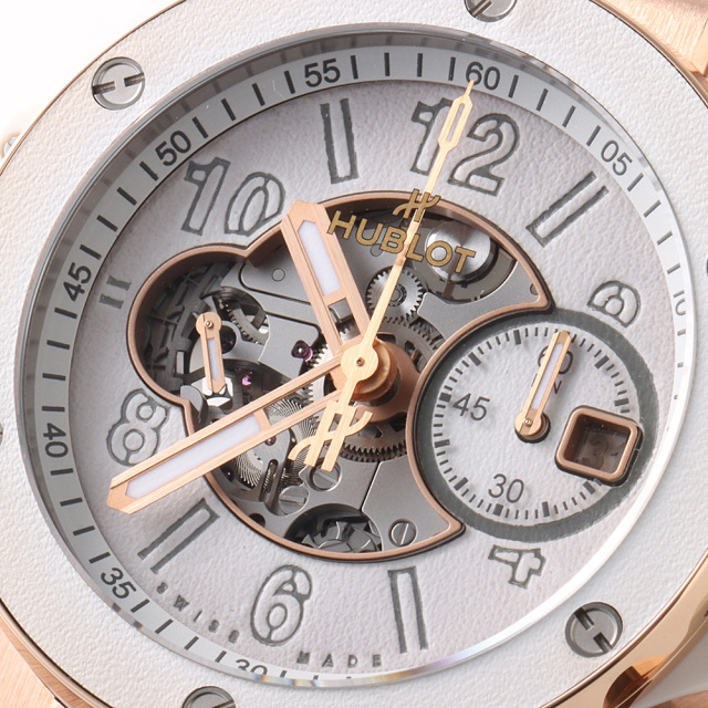ほぼ未使用！HUBLOT　ウブロ　ラバーベルト　ホワイト　42mm ウニコ 新品)HUBLOT ウブロ ビッグバン ウニコ 42mm ホワイトセラミック