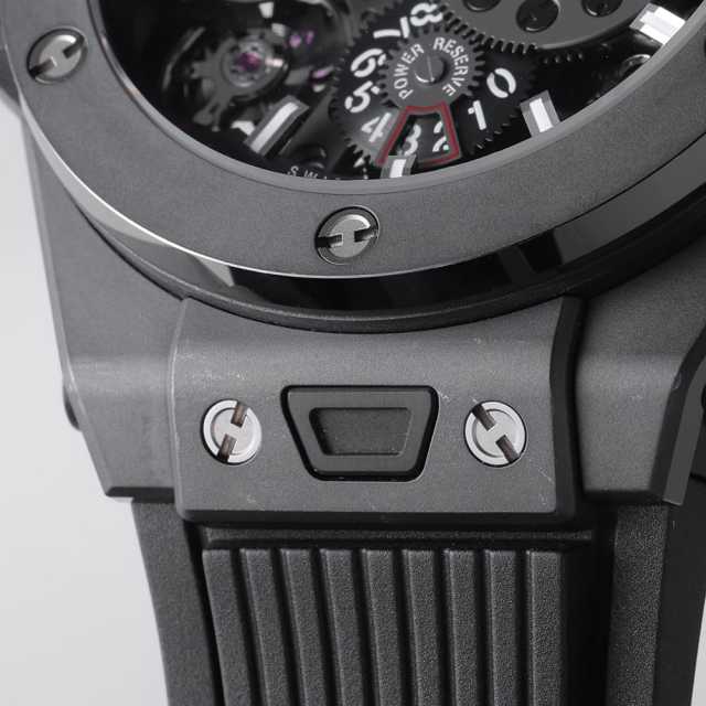 HUBLOT(ウブロ) ブラックケース　新品未使用 中古】【OH済】【ベルト交換メーカー明細有】 HUBLOT (ウブロ