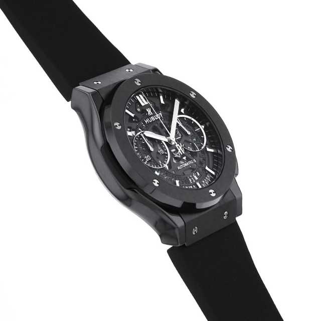 ウブロ クラシックフュージョン 525.CM.0170.LR メンズ 中古