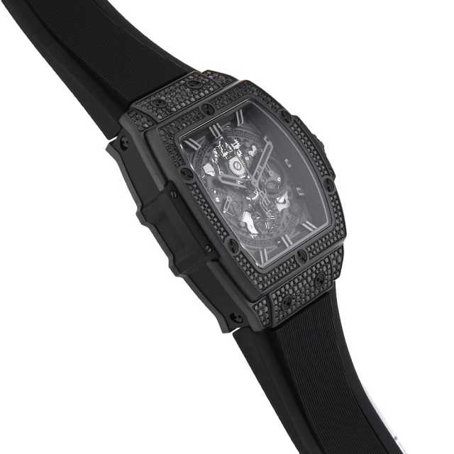 ウブロ スピリットオブビッグバン 641.CI.0110.RX.1700 メンズ 中古