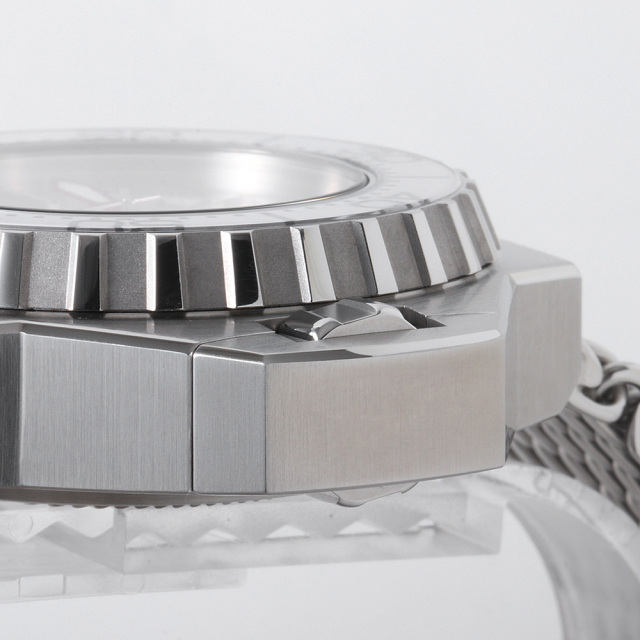 224.30.55.21.04.001 ホワイト OMEGA（オメガ）シーマスター