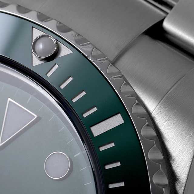 116610LV グリーン ROLEX（ロレックス）サブマリーナ デイト 中古