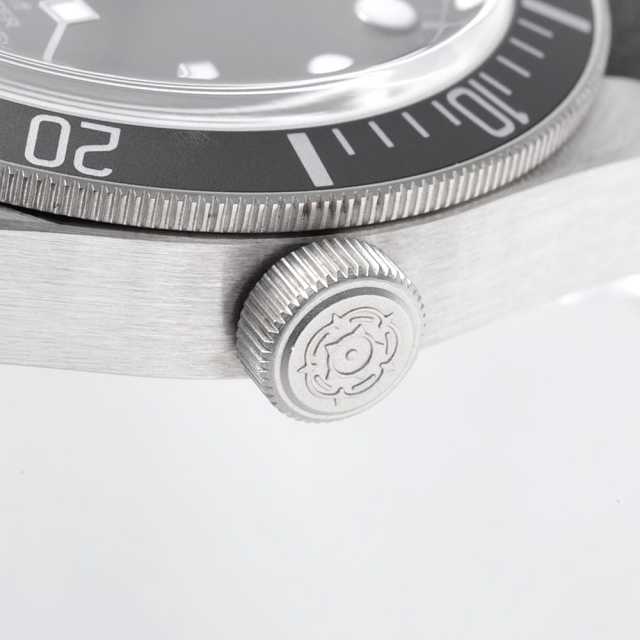 チューダー ブラックベイ 79010SG メンズ 中古