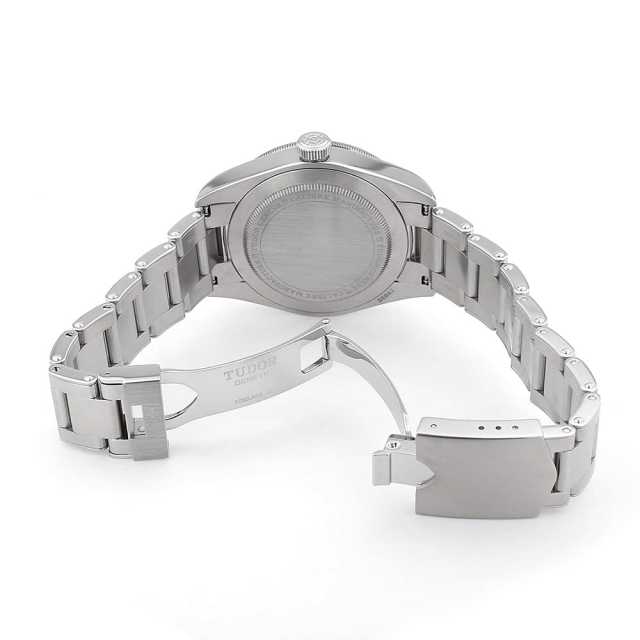 チューダー ブラックベイ 79030B メンズ 中古