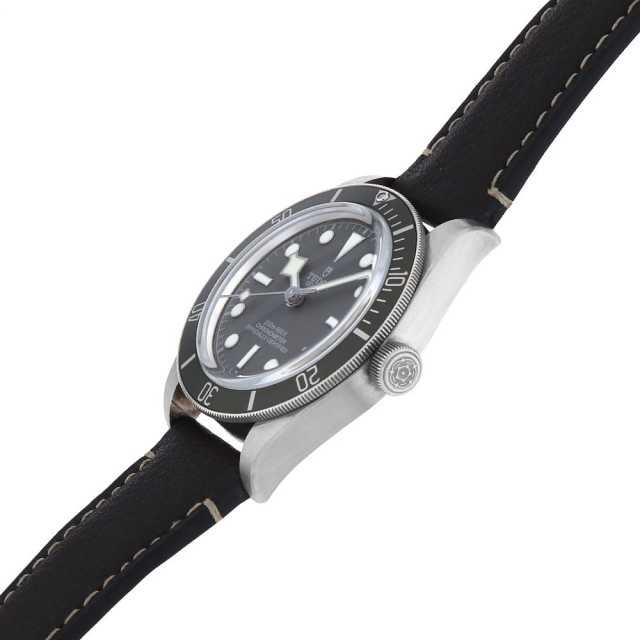 チューダー ブラックベイ 79010SG メンズ 中古