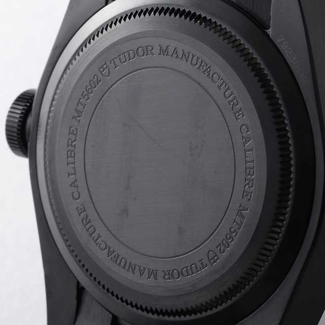 チューダー ブラックベイ 79230DK メンズ 中古