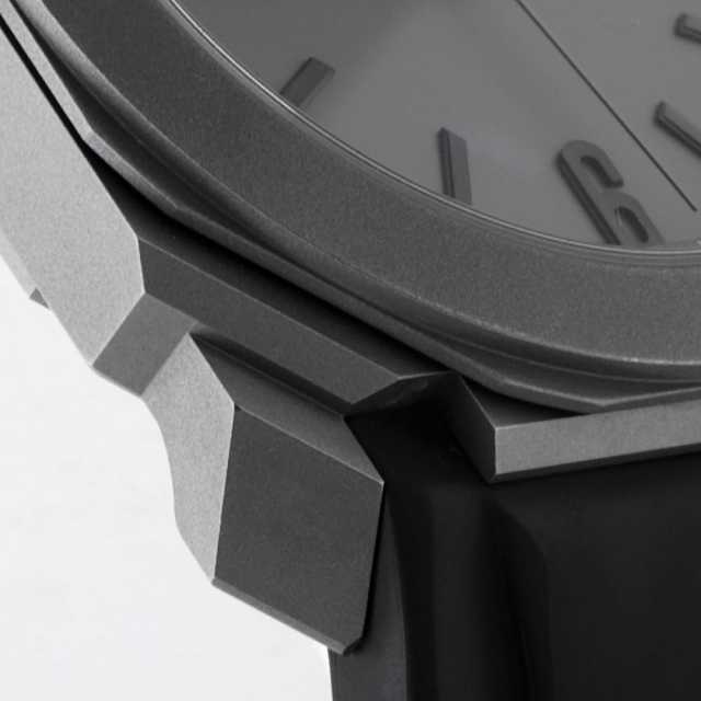 ブルガリ オクト BGO41C14TVD メンズ 中古